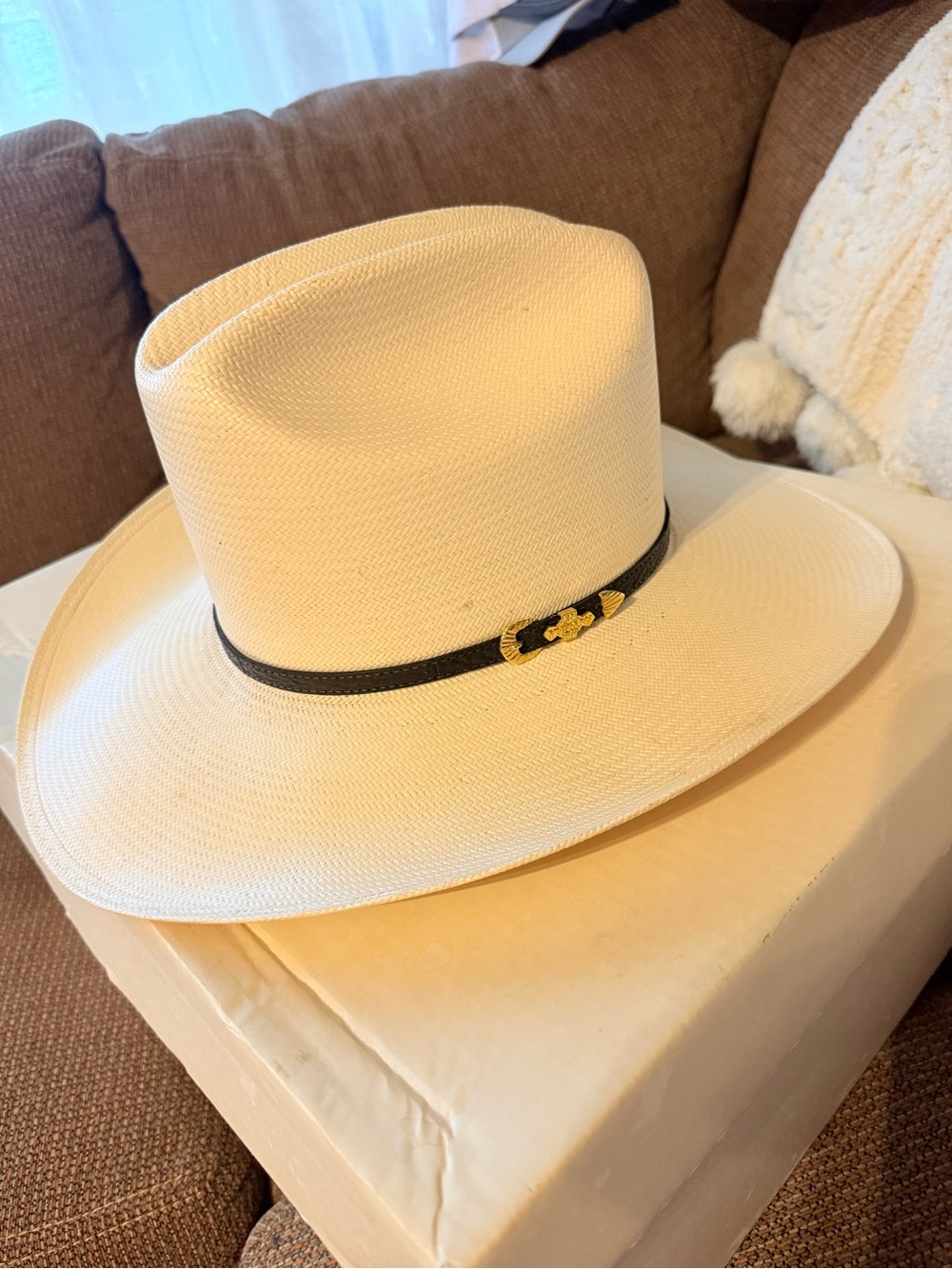 Women's Cream Wide-Brim Straw Hat with Black Band